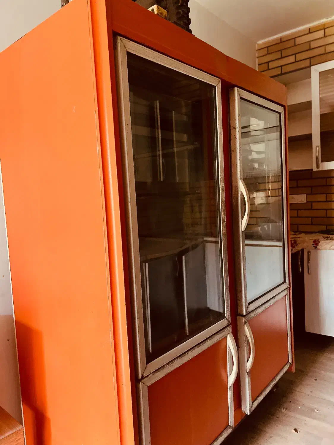 یخچال ایستاده|یخچال و فریزر|رشت, رشتیان|دیوار