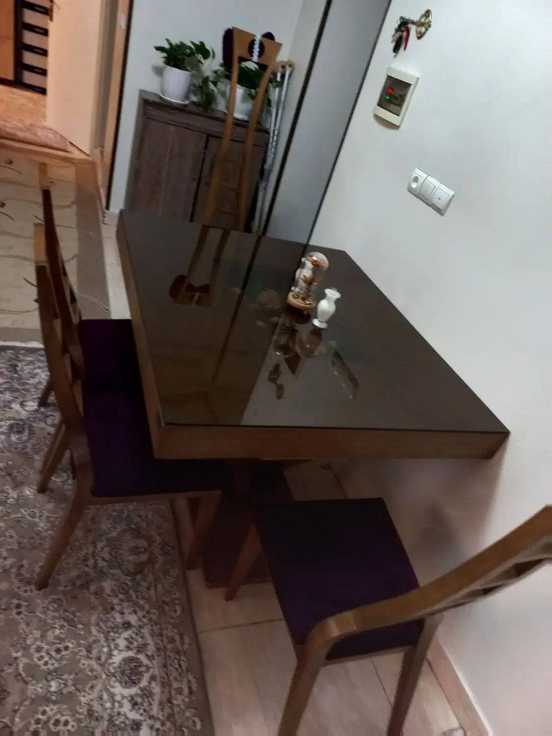 میز ناهارخوری ۴ نفره|میز و صندلی غذاخوری|فردوسیه, |دیوار