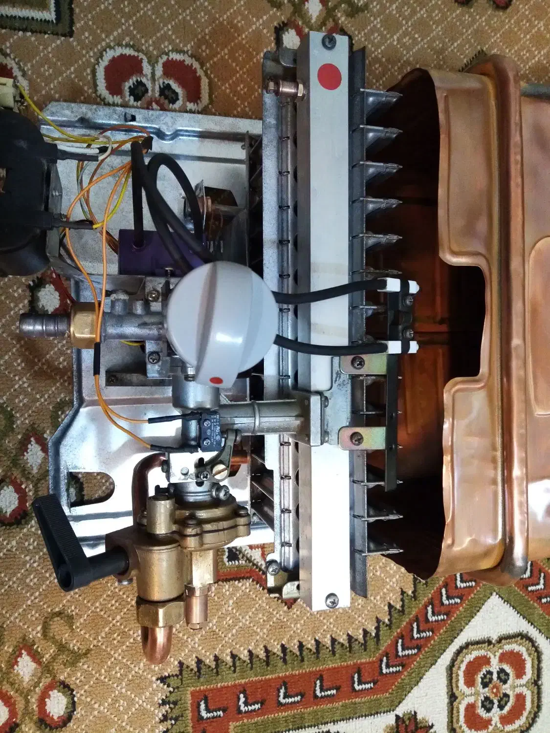 آبگرمکن بوتان مدل 3215i آیونایز تعویض با فرسوده|آبگرمکن، پکیج، شوفاژ|اصفهان, جلالیه|دیوار