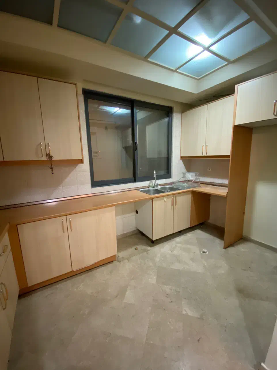 ۹۰ متر ، نیاوران ، بدون مشرف