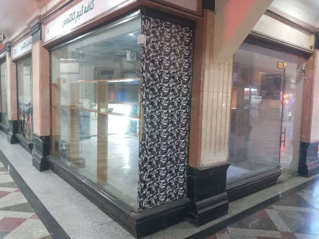 فروش یک باب مغازه ۳۱ متری (ملک و سرقفلی)|فروش مغازه و غرفه|تهران, میدان ولیعصر|دیوار