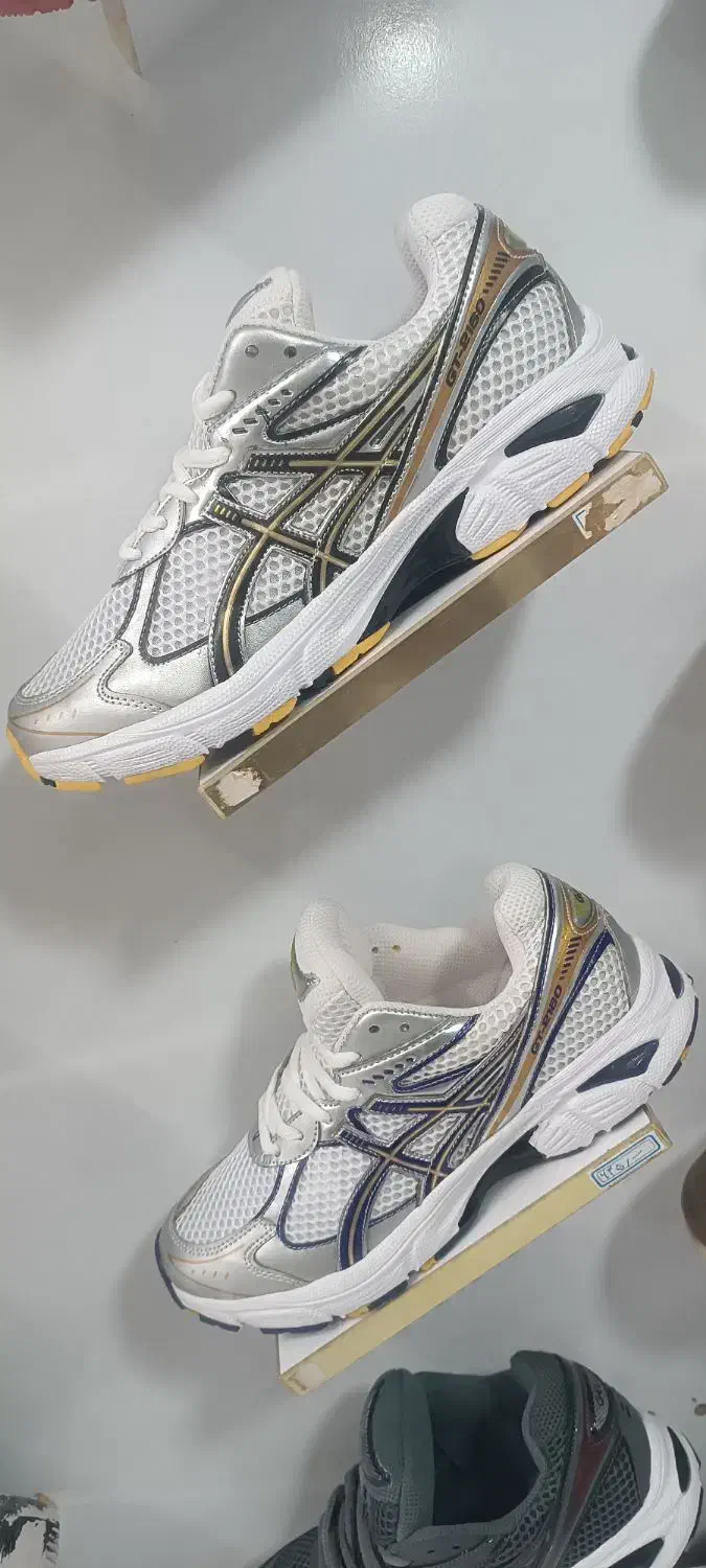 کفش آسیکس|کیف، کفش، کمربند|بیرجند, |دیوار