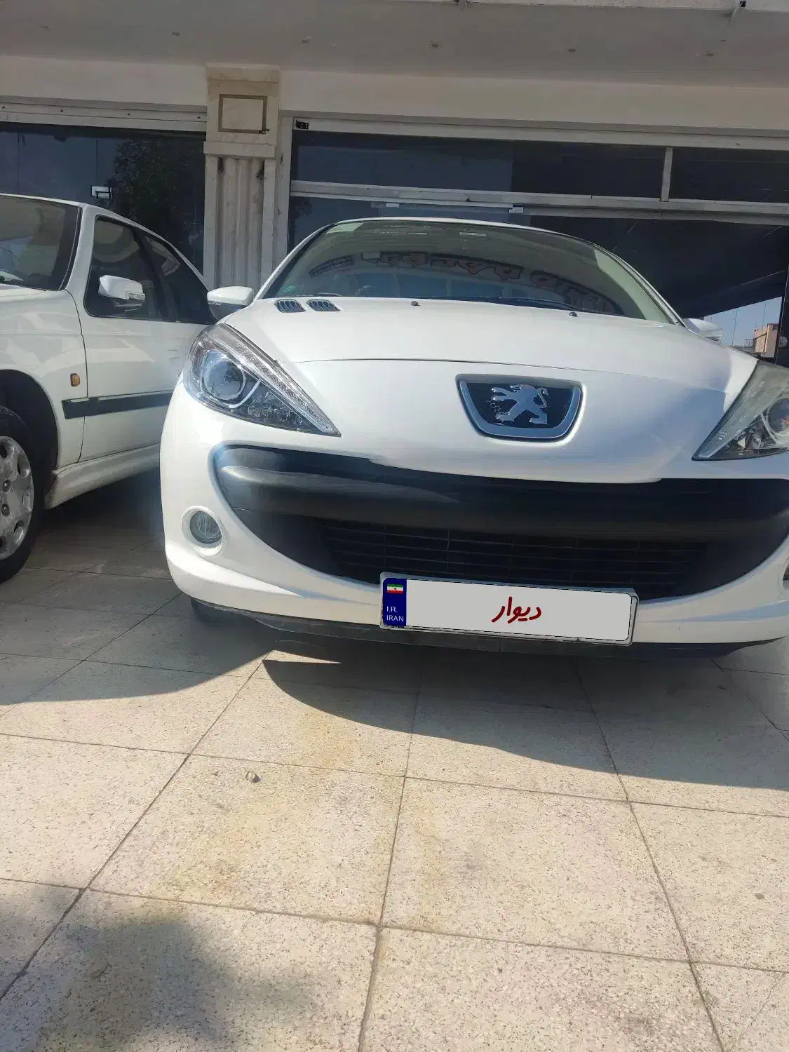 پژو۲۰۷|خودرو سواری و وانت|کرمان, |دیوار