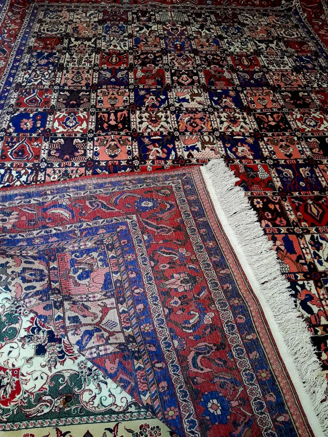 یک عدد فرش دستباف دوازده متری چالشتری|فرش|شهرکرد, |دیوار