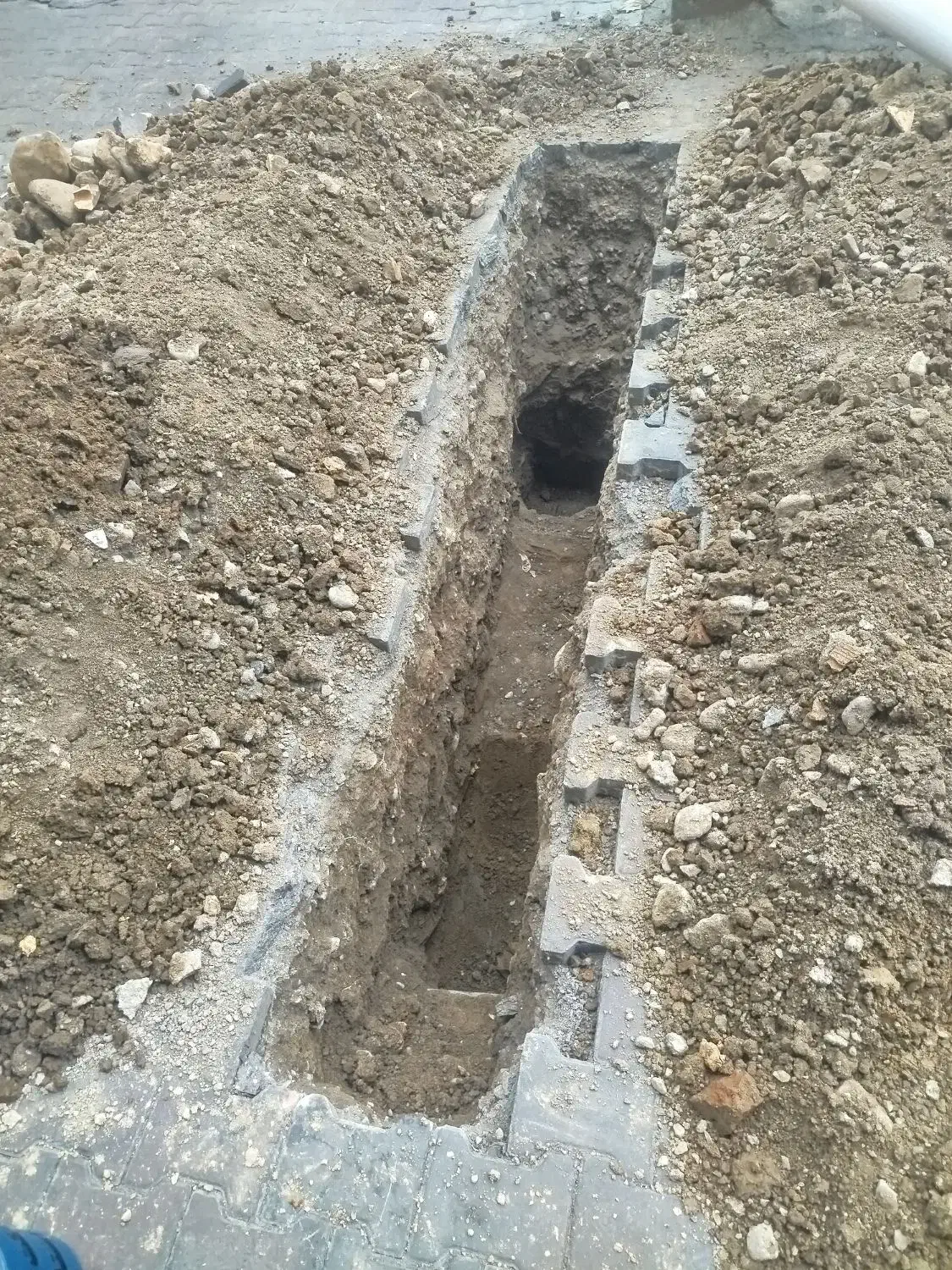 نیازمند نیرو حفار برای آب فاضلاب|استخدام معماری، عمران و ساختمانی|گرگان, |دیوار