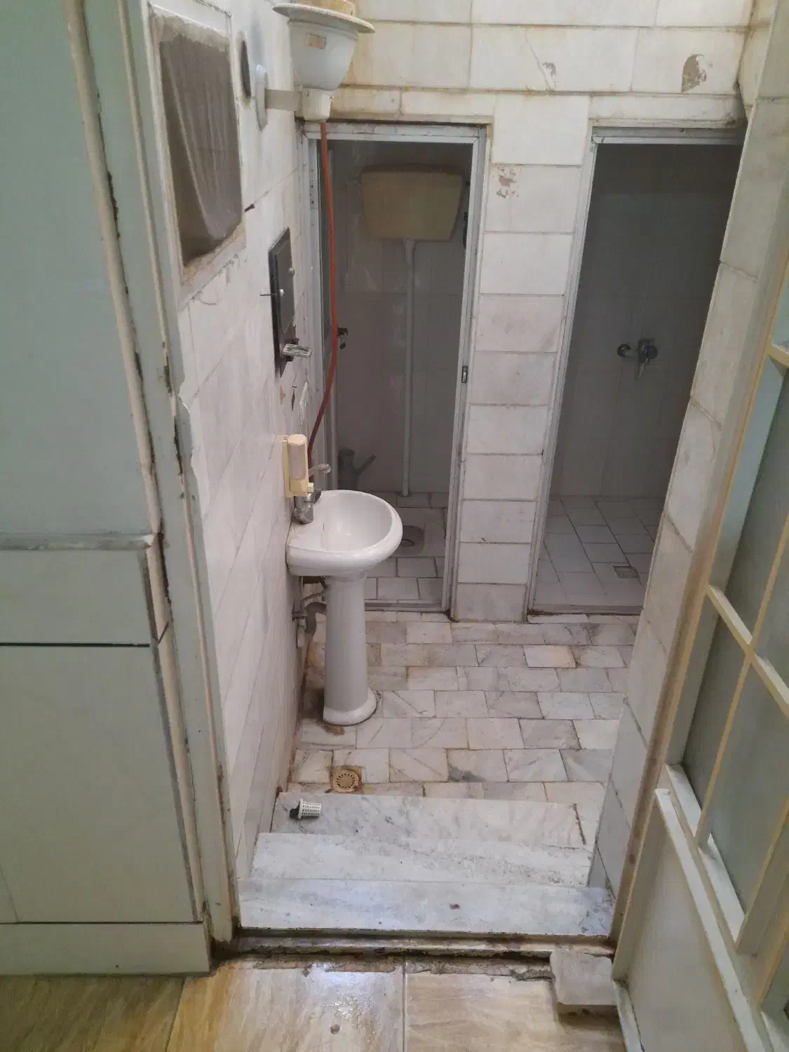 سوئیت اجاره ای|اجارهٔ کوتاهمدت آپارتمان و سوئیت|کاشان, پشت شهربانی|دیوار