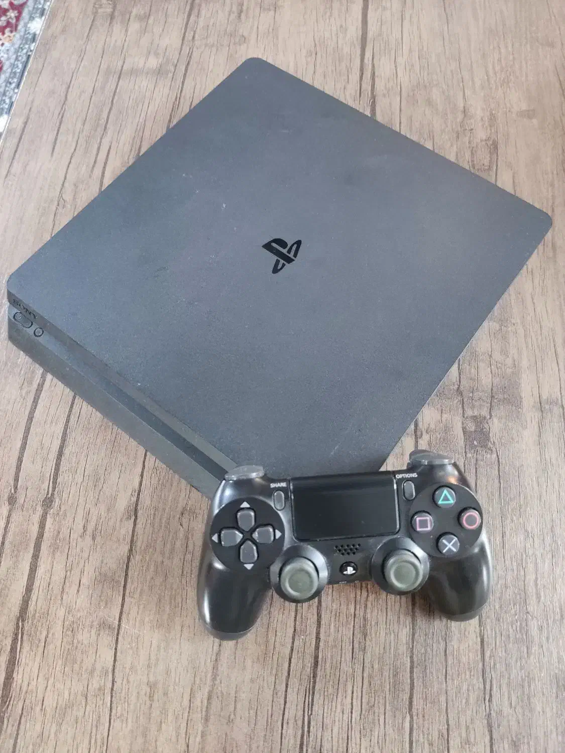 PS4 slim|کنسول، بازی ویدئویی و آنلاین|شاهینشهر, عطار|دیوار