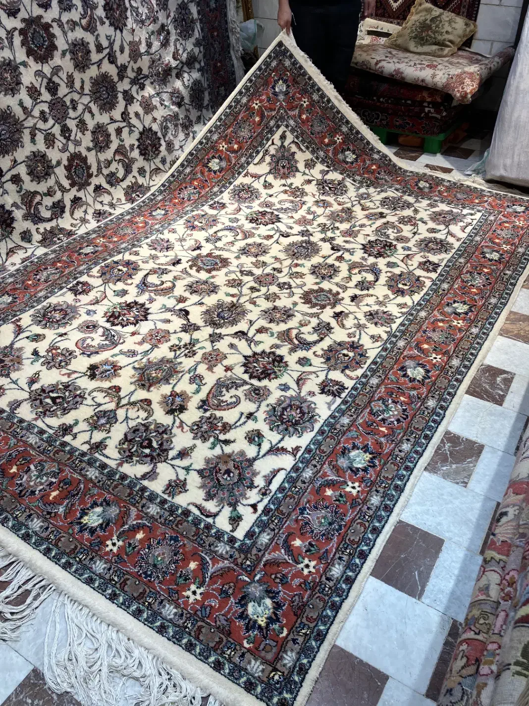 فرش دستباف جفت ۶ متری افشان ۴۰ رج کرم دستبافت|فرش|تهران, مولوی|دیوار