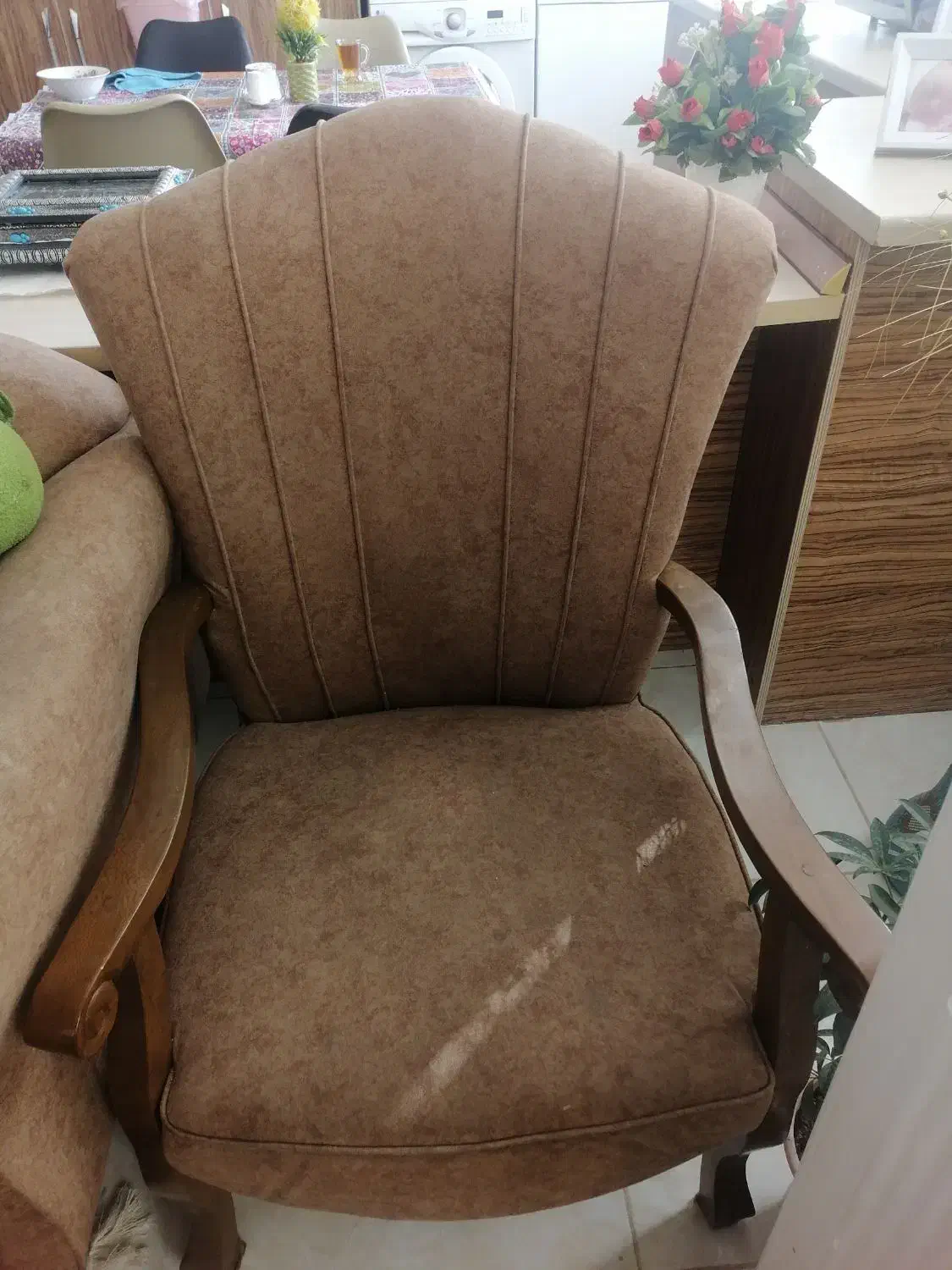 مبل 7نفره|مبلمان خانگی و میز عسلی|نجفآباد, شهدای غربی|دیوار