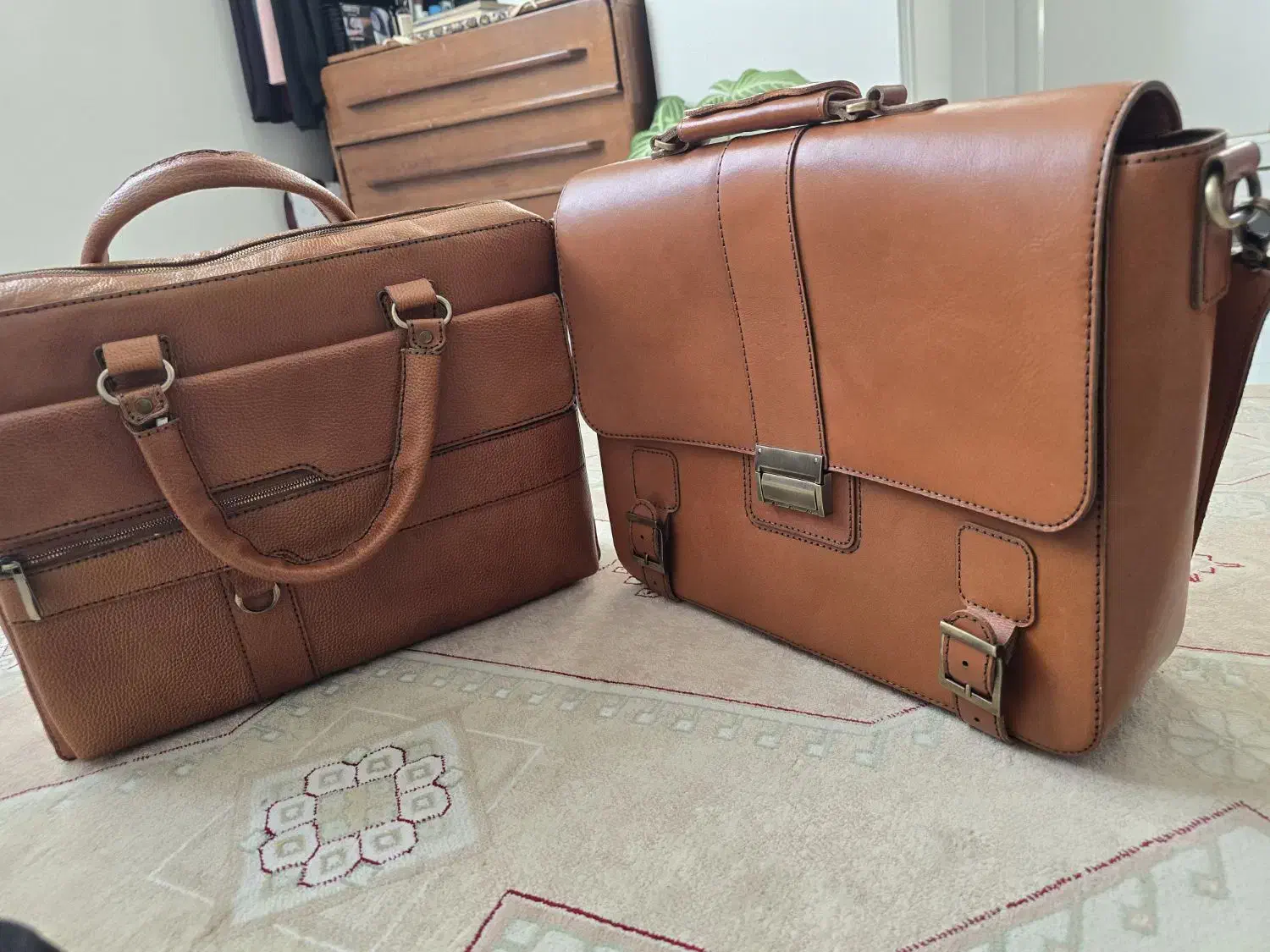 کیف دیپلمات و دوشی  چرم دست دوز|کیف، کفش، کمربند|فردیس, منظریه|دیوار