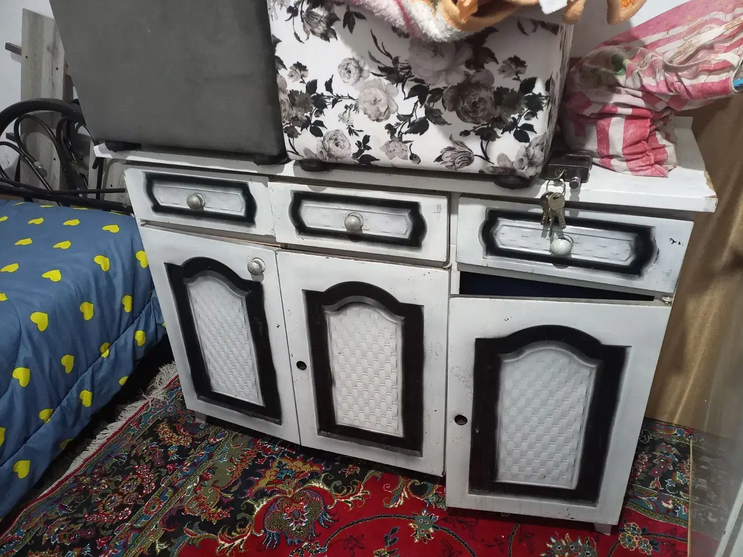 کمد|جاکفشی، کمد، دراور|کرمان, |دیوار