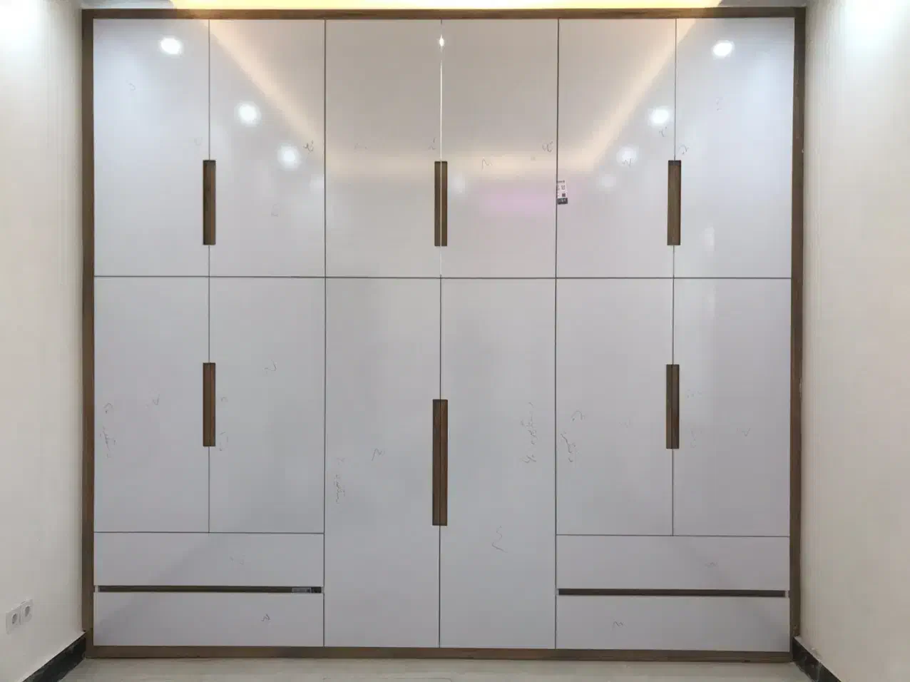 اشکاف|جاکفشی، کمد، دراور|مشهد, طلاب|دیوار