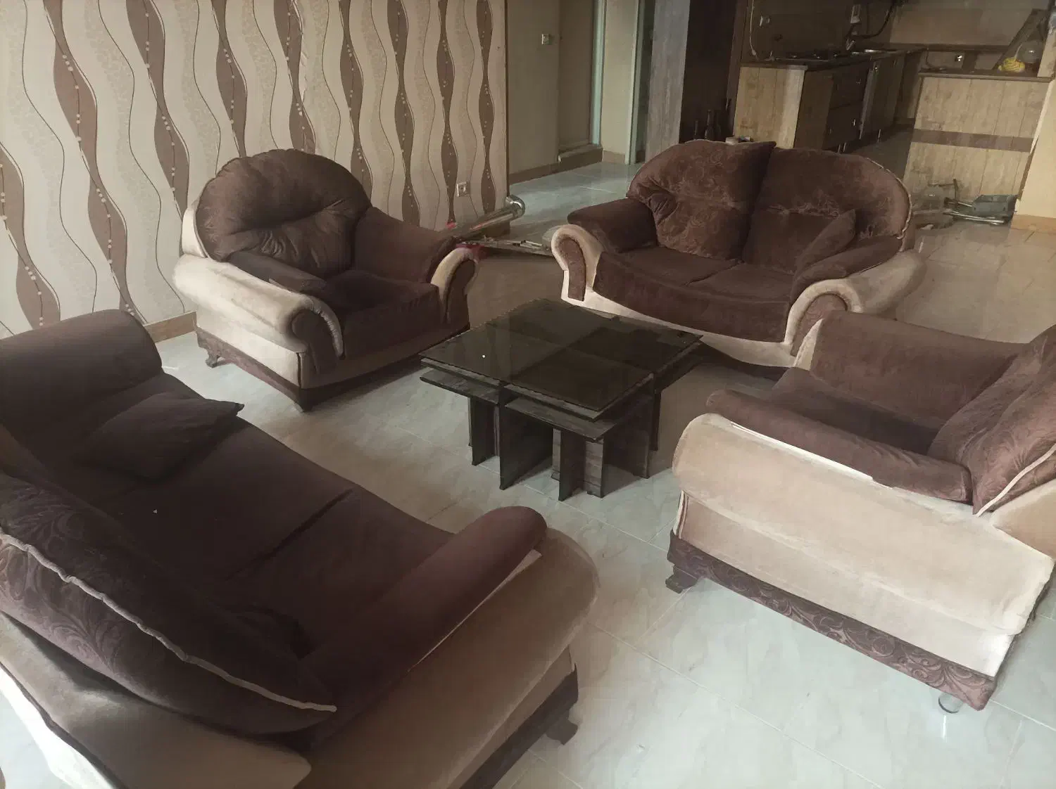 مبل 9 نفره راحتی|مبلمان خانگی و میز عسلی|شاهدشهر, |دیوار