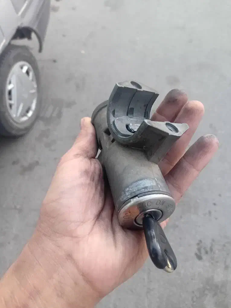 کلیدسازی سیار کلید سازی قفلساز کلید کددار ریموت|خدمات پیشه و مهارت|مشهد, امام خمینی|دیوار