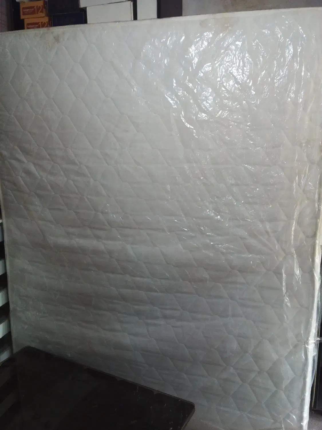 تشک دونفره|تشک تختخواب|نور, |دیوار