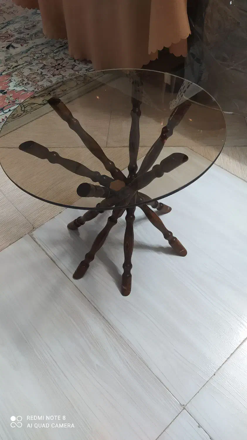 میز|میز تلفن|نیشابور, هفده شهریور|دیوار