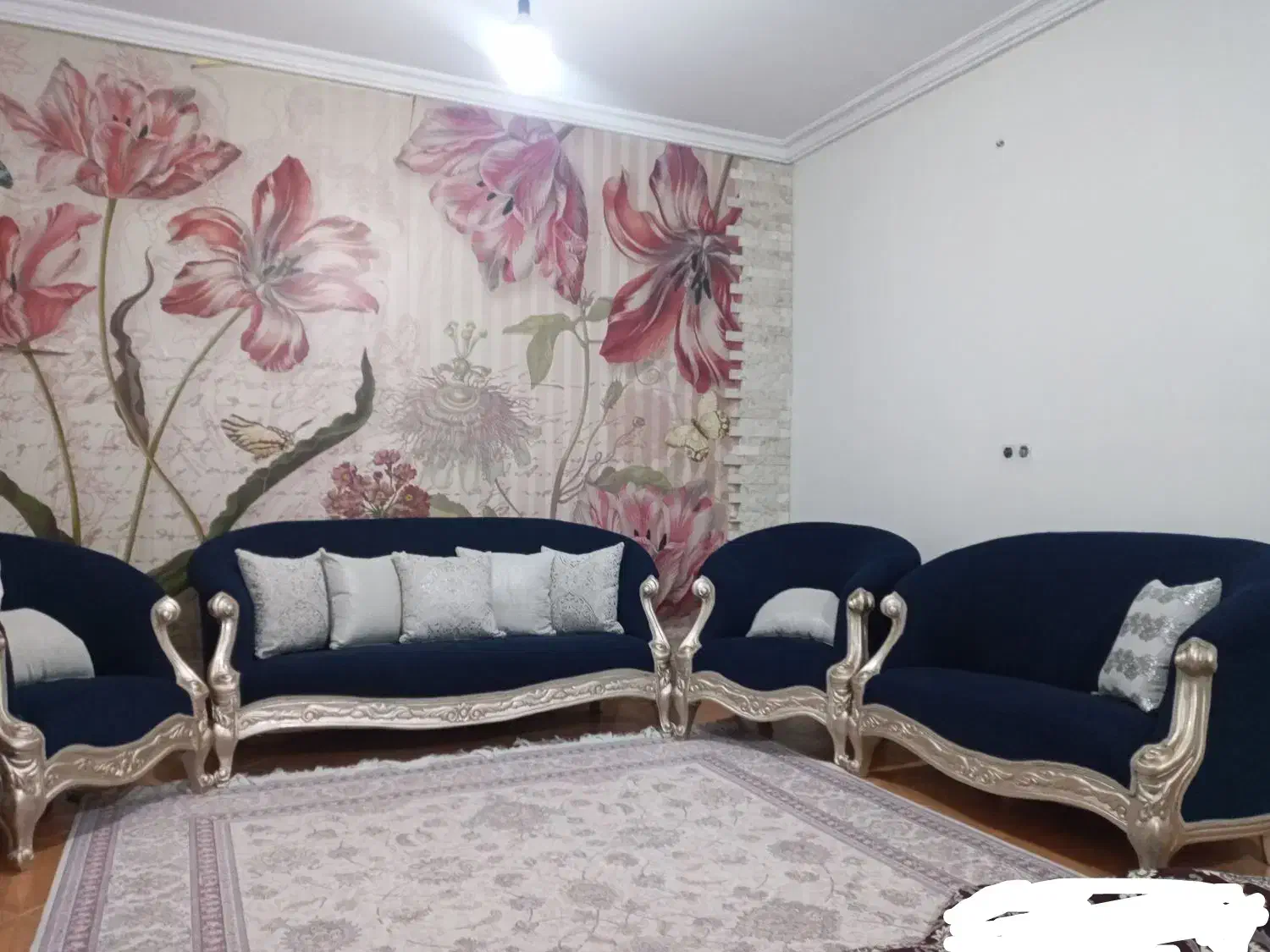 مبل هفت نفره نئوکلاسیک|مبلمان خانگی و میز عسلی|اندیشه, شهرک صدف|دیوار