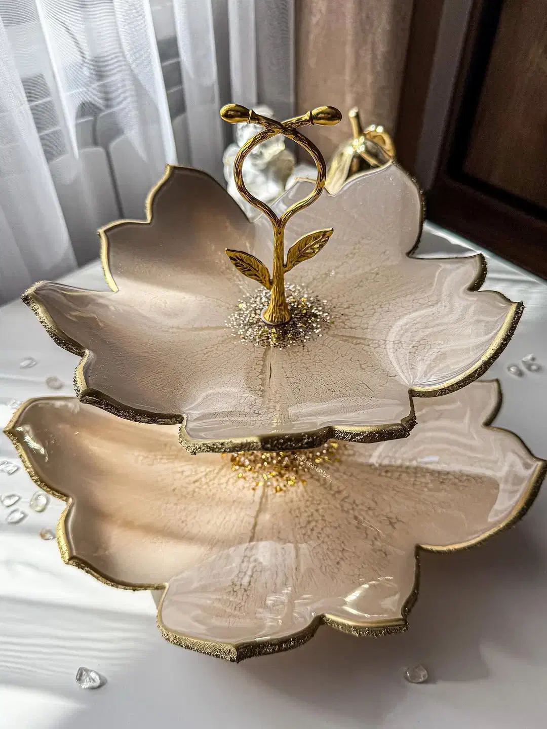 سرویس پذیرایی رزینی به همراه ساعت|ظروف سرو و پذیرایی|گرگان, |دیوار