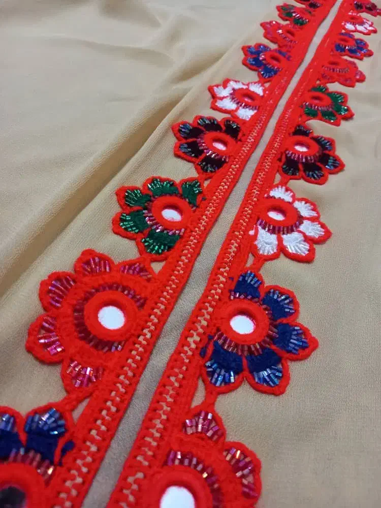 دوخت لباس|لباس|خاش, |دیوار