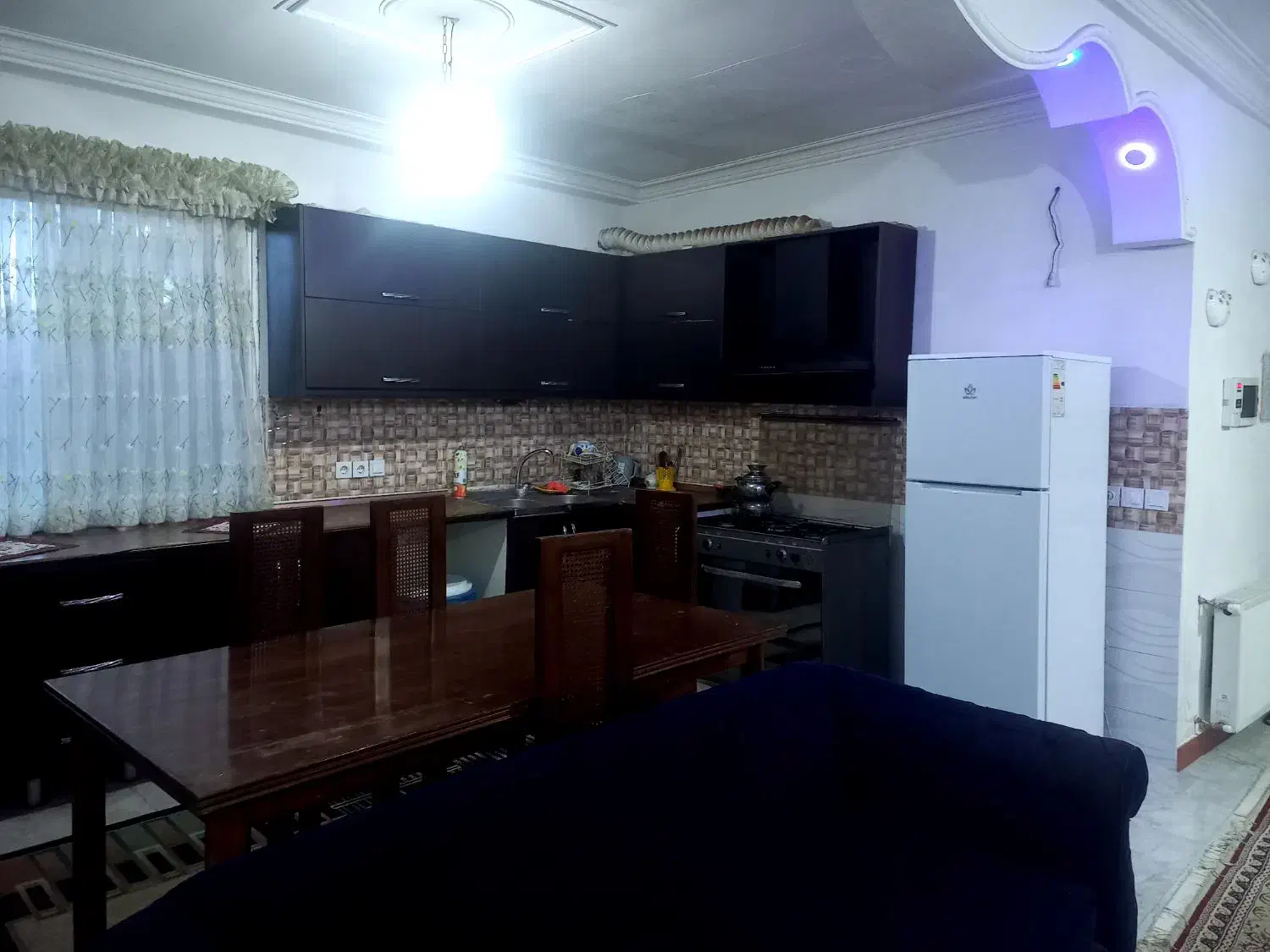 اجاره روزانه / شبانه ویلا دوخوابه بدون واسطه|اجارهٔ کوتاهمدت آپارتمان و سوئیت|چالوس, |دیوار