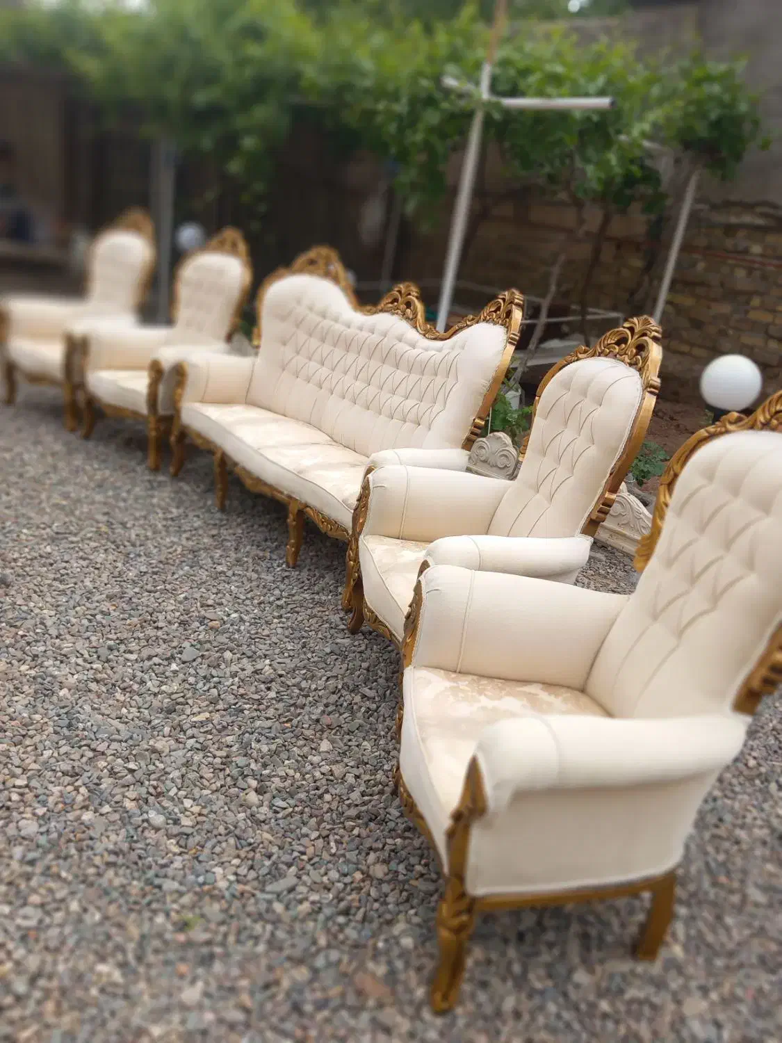 مبل سلطنتی|مبلمان خانگی و میز عسلی|نیشابور, فخریه|دیوار