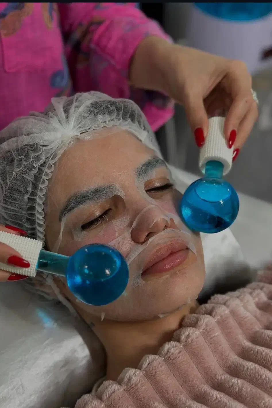 پوست و مو|خدمات آرایشگری و زیبایی|اصفهان, باغ فدک|دیوار