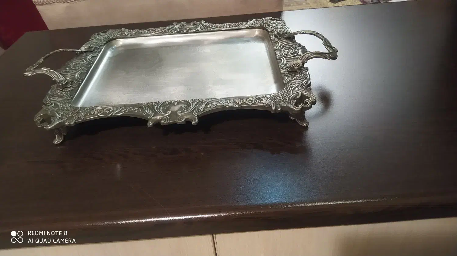 سینی پیوتر قدیمی سنگین وزن|صنایع دستی و سایر لوازم تزئینی|تهران, هوانیروز|دیوار