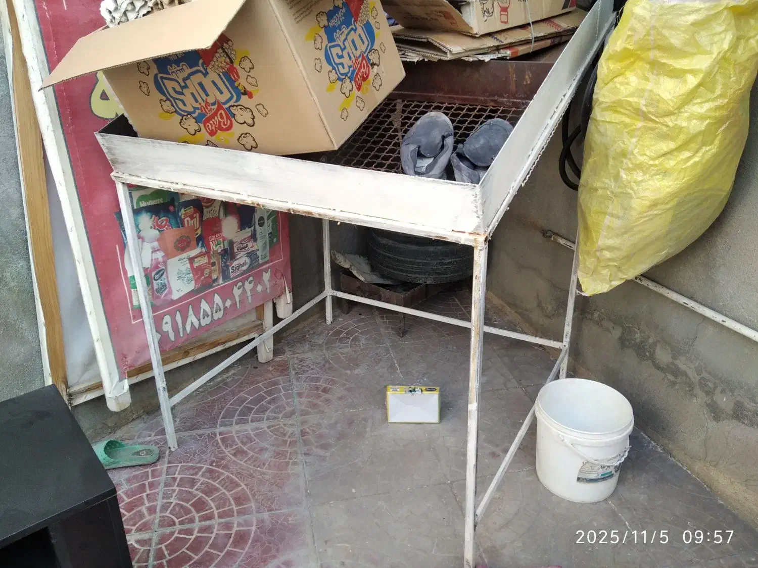 میز میوه فروشی و زیر تلویزیون|حراج|ایلام, |دیوار