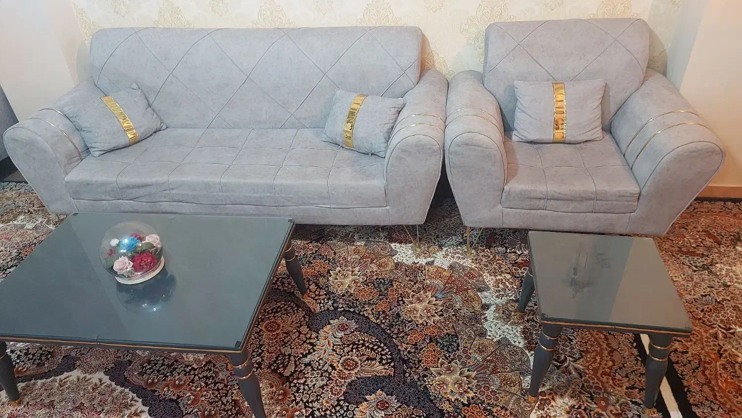 مبل در حد نو|مبلمان خانگی و میز عسلی|قرچک, زیبا شهر|دیوار