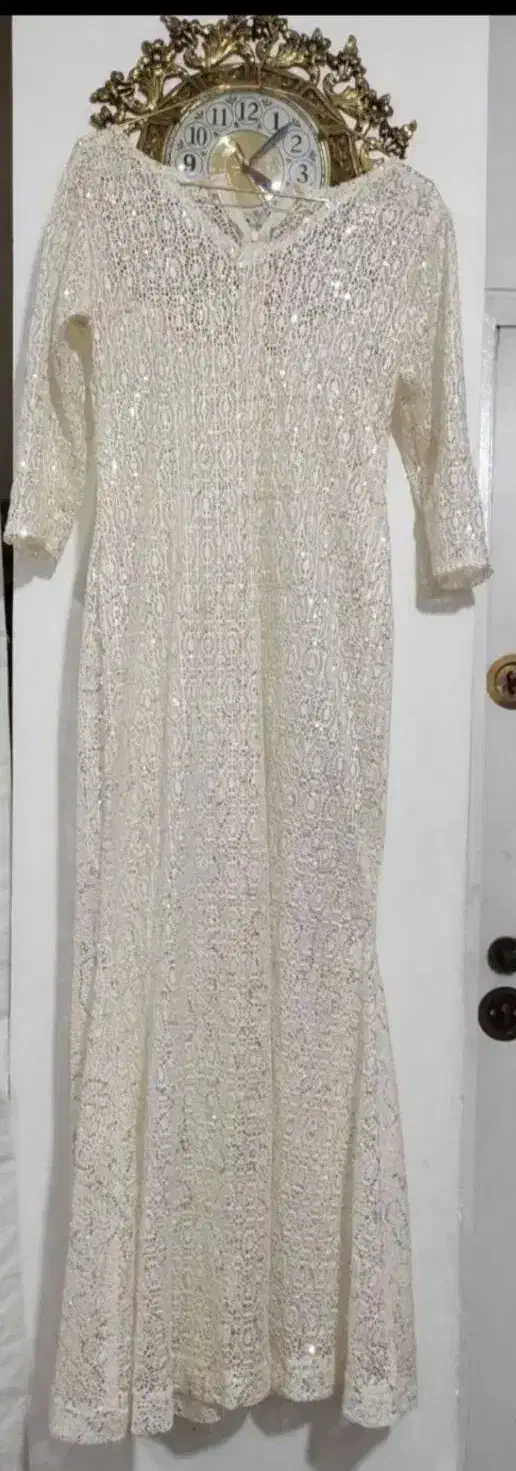 لباس مجلسی|لباس|دورود, |دیوار