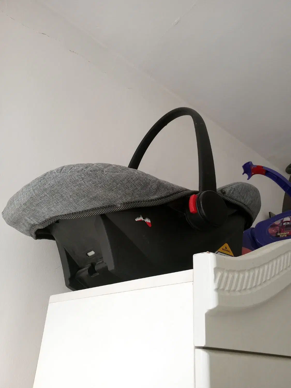 ماشین کودک . کریر نوزاد بفروش میرسه هر کدوم دویست|اسباب و اثاث بچه|ملارد, |دیوار