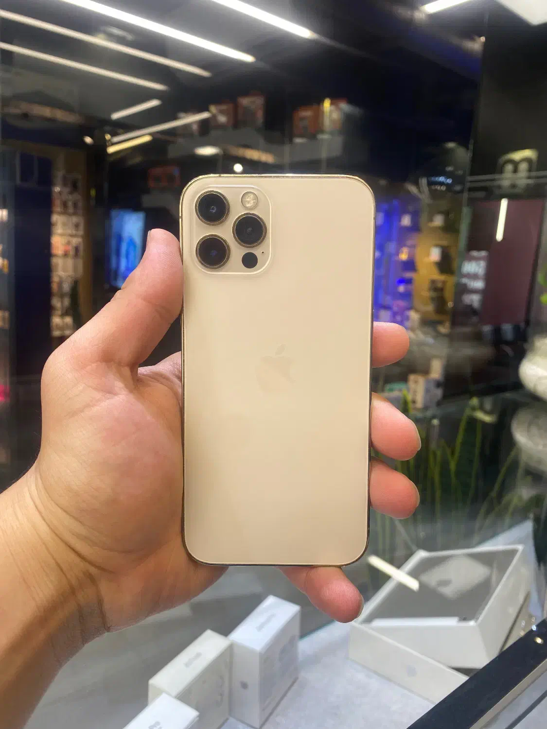 ایفون 12pro ، فروش اقساطی بدون پیش پرداخت|موبایل|مشهد, بهشت|دیوار