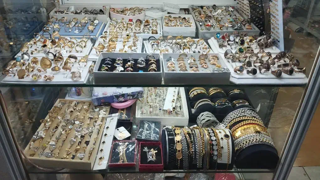 واگذاری اجناس مغازه بدلیجات|بدلیجات|کرمانشاه, |دیوار