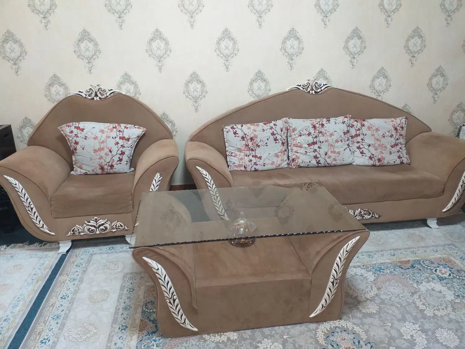 فروش مبل ۷ نفره|مبلمان خانگی و میز عسلی|رامسر, |دیوار