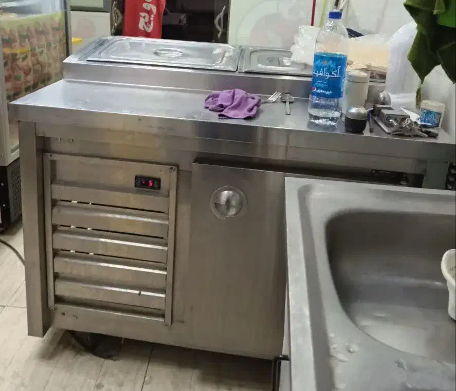 تاپینک زیر فریزر بالا یخچال|کافیشاپ و رستوران|قم, طلاب غیر ایرانی|دیوار