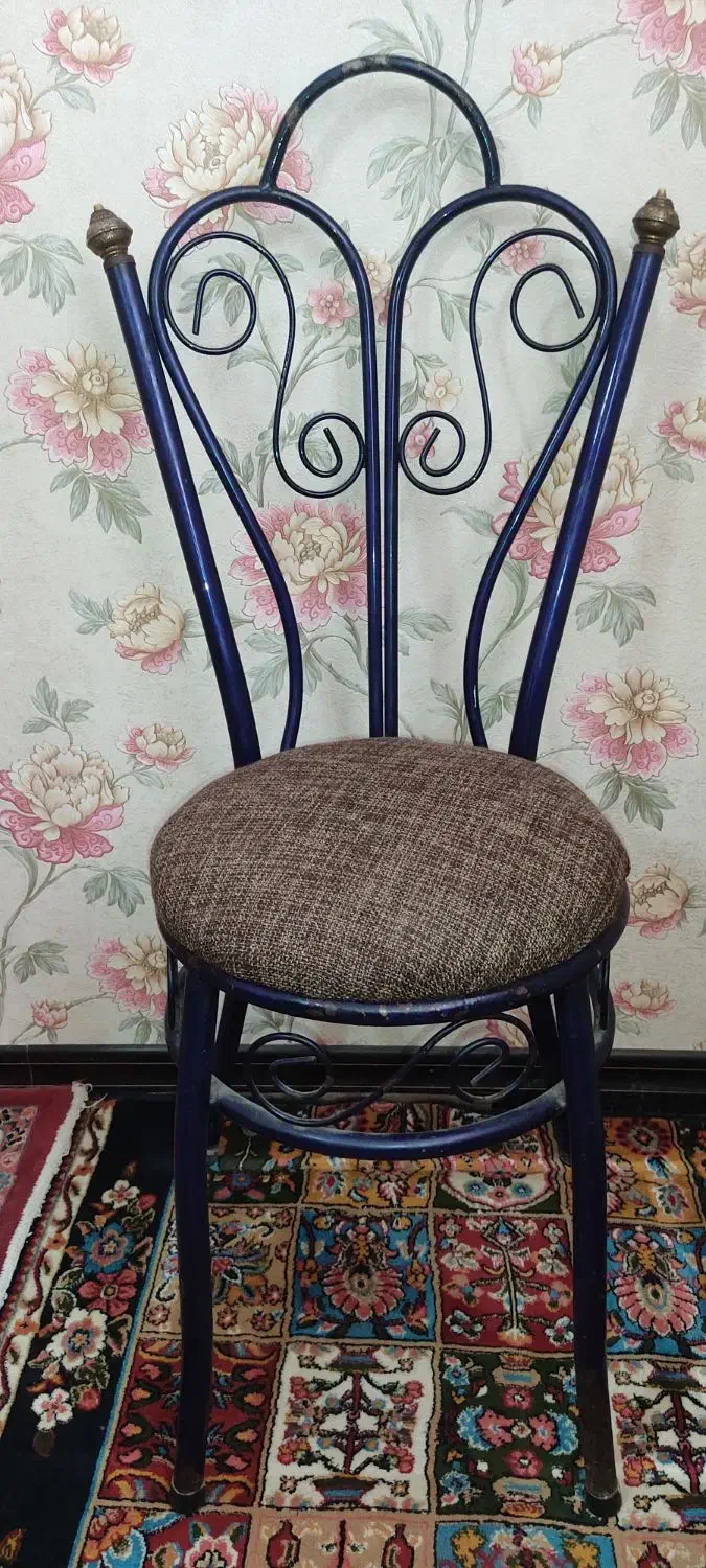 فروش یک 1عدد صندلی کارکرده تمیز|مبلمان اداری|شهرکرد, |دیوار