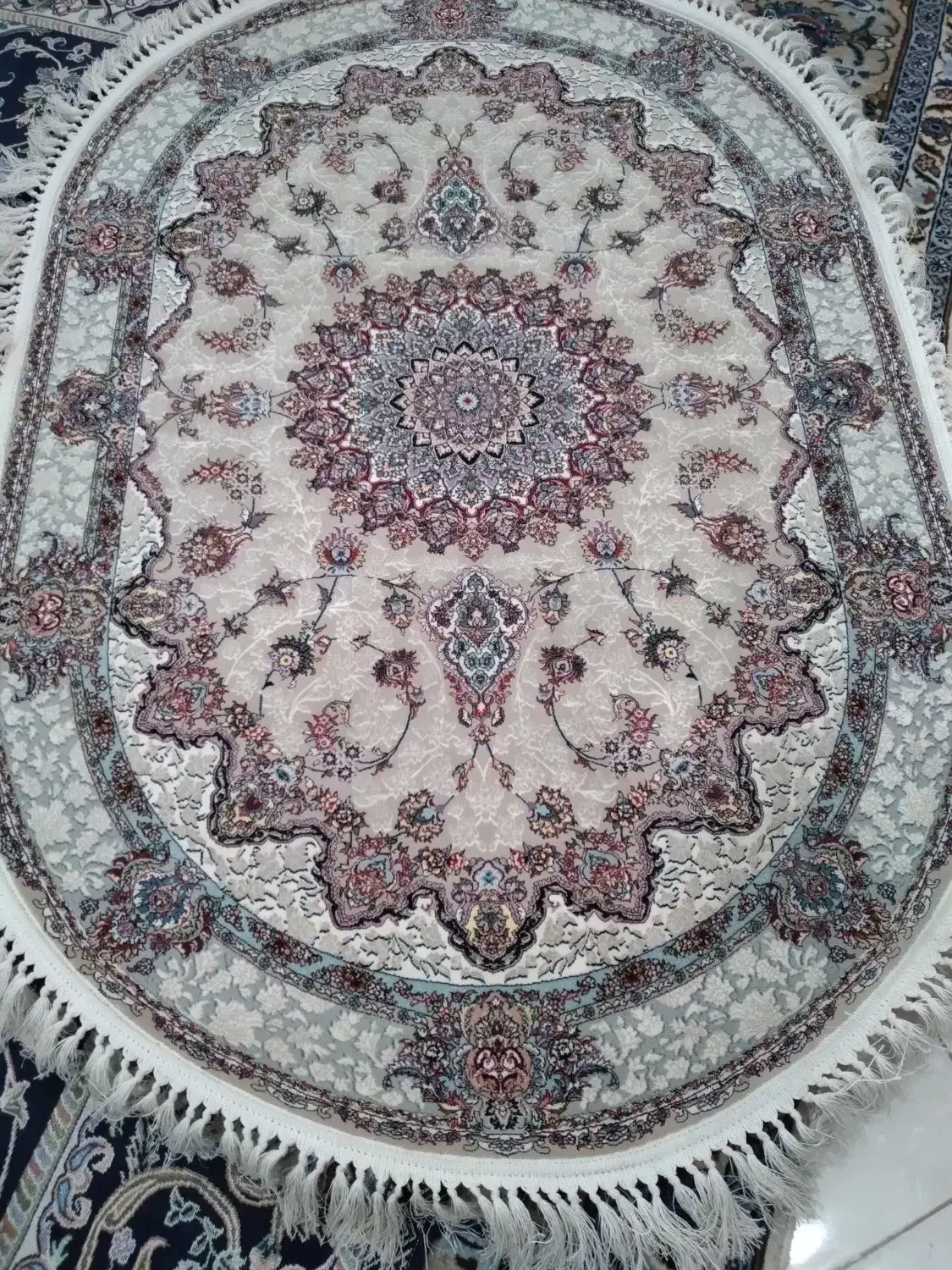 دوعدد قالیچه  ماشینی دستبافتگونه  نونو|فرش|تهران, دهکده المپیک|دیوار