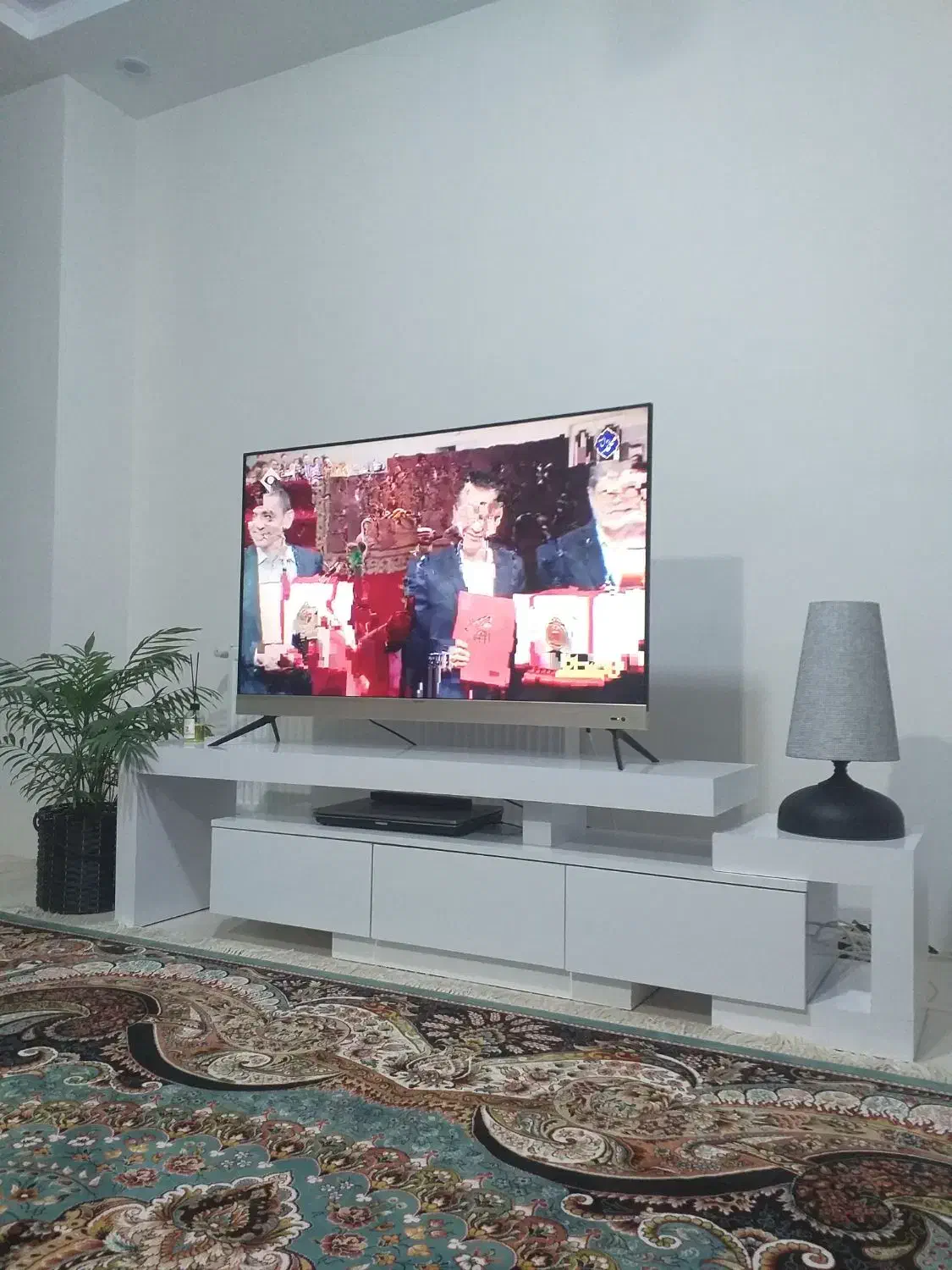 زیر تلویزیون|میز تلویزیون|تهران, پردیسان|دیوار