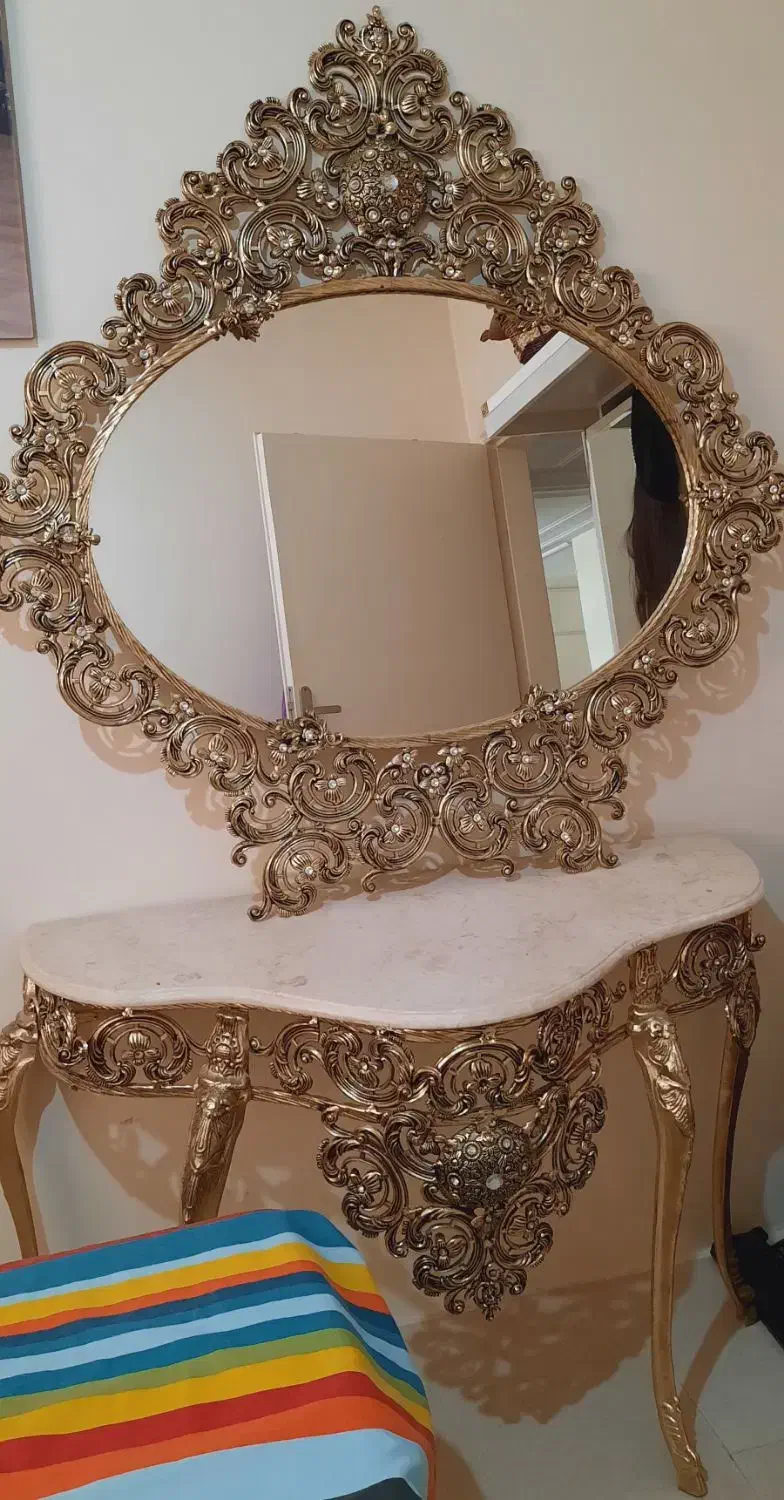 آینه کنسول برنجی|بوفه، ویترین، کنسول|هشتگرد, شهرک گلخانه|دیوار