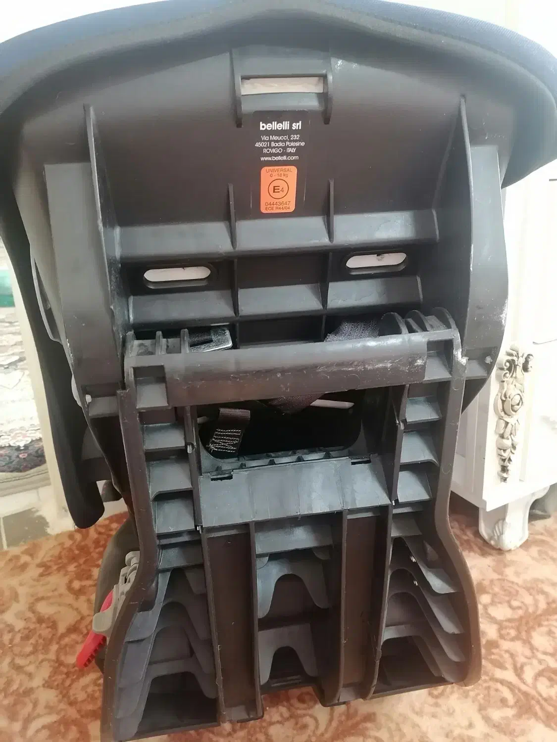 صندلی ماشین کودک|تخت و صندلی بچه|بروجرد, |دیوار