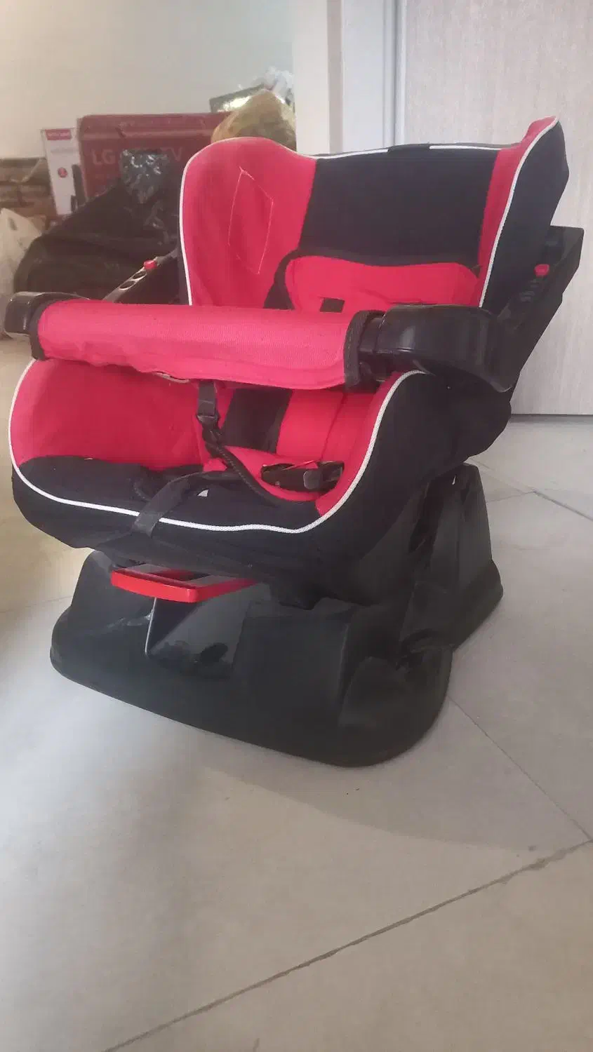 صندلی کودک برای داخل ماشین|تخت و صندلی بچه|پردیس, فاز ۱|دیوار