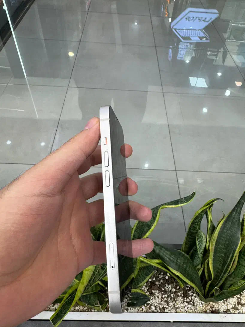 با پرستیژ و خوش دست مثل ایفون ۱۳|موبایل|اصفهان, احمدآباد|دیوار