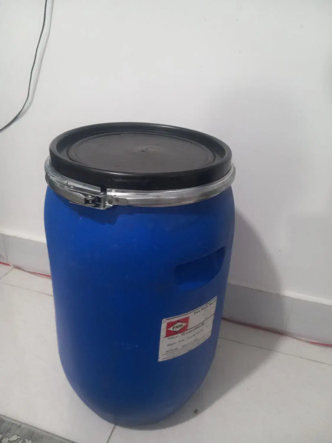 بشکه ۶۰ لیتری|ظروف نگهدارنده، پلاستیکی، یکبارمصرف|ساوه, |دیوار