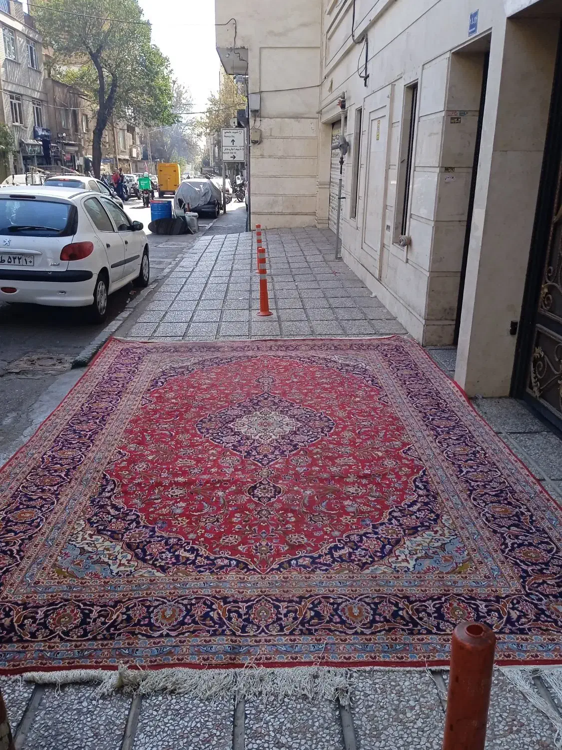 فروش فرش های دسته دوم و تمیز|فرش|تهران, ارامنه|دیوار