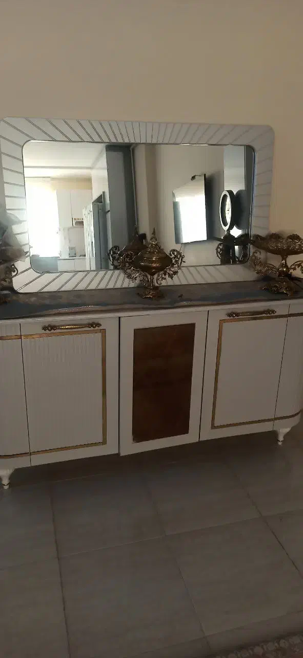 کنسول و آینه|بوفه، ویترین، کنسول|اسدآباد, |دیوار