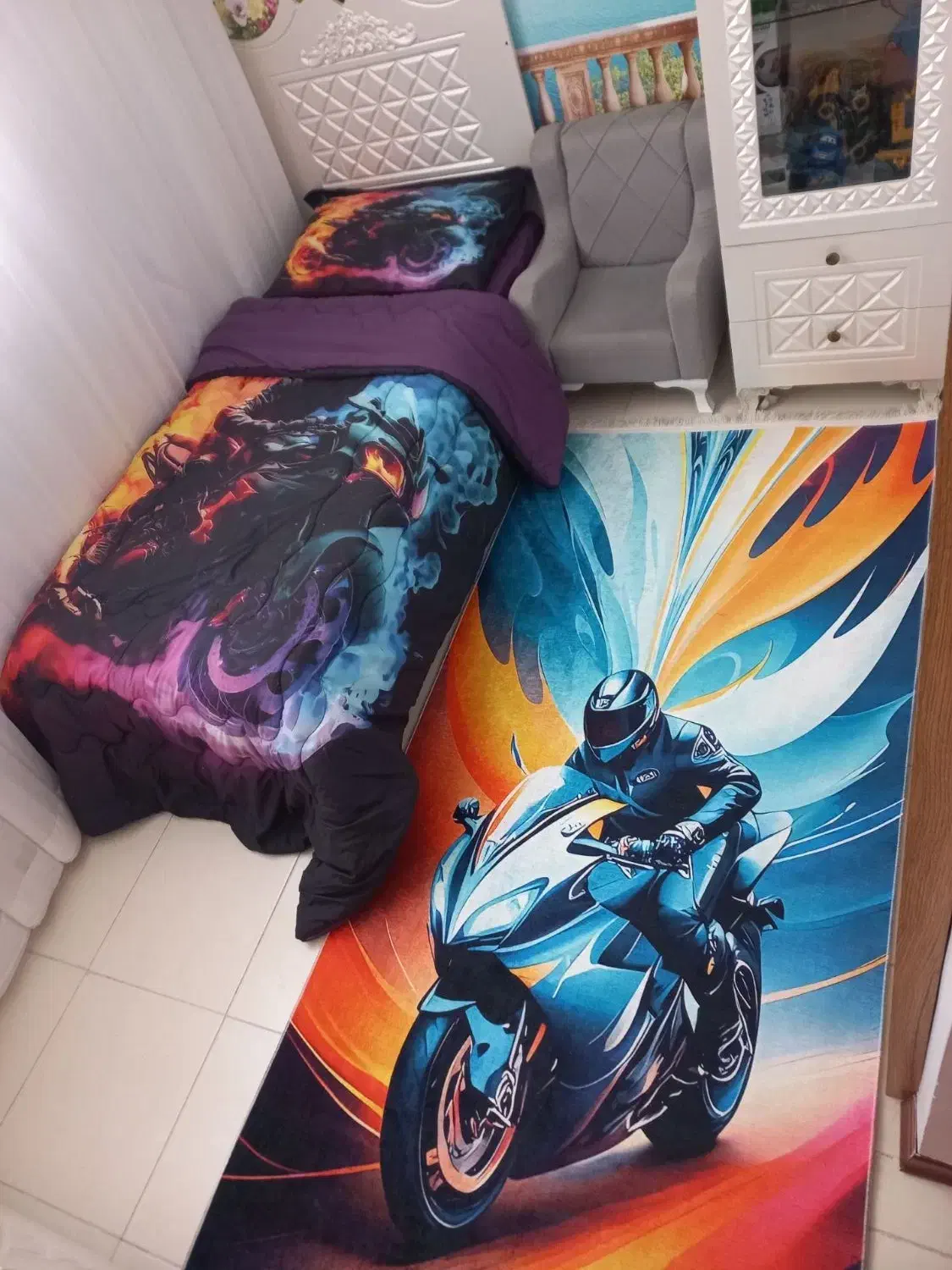 فرش موتورسوار|فرش|تبریز, |دیوار