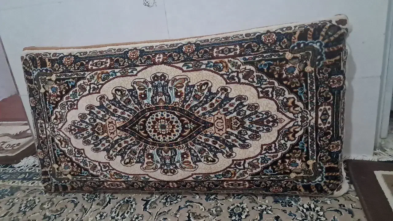 پشتی قالینی|پشتی|تربت جام, کلالی|دیوار