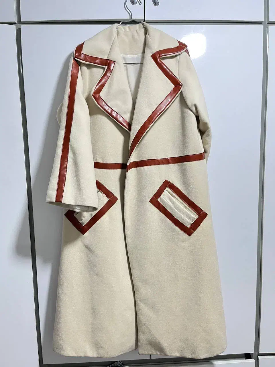 پالتو|لباس|خرم‌آباد, |دیوار