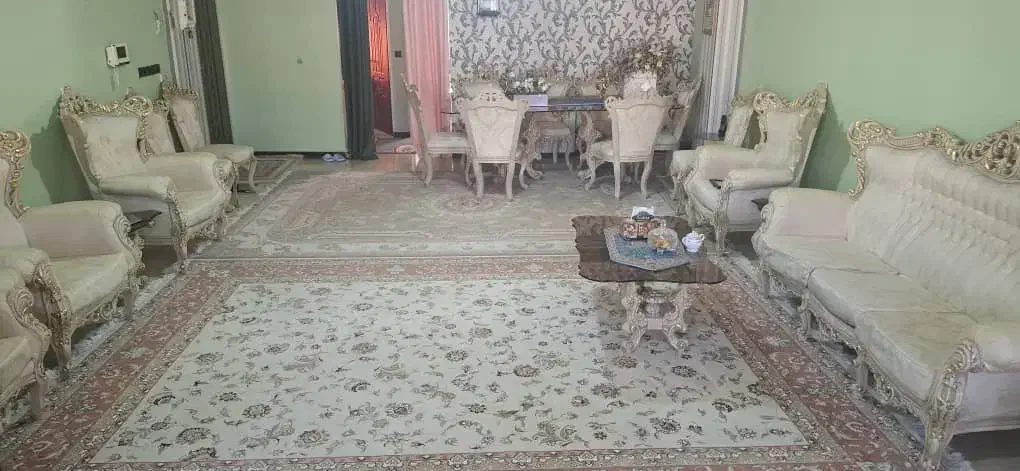 ست مبل سلطنتی ۹ نفره  میز نهار خوری با ۸صندلی|مبلمان خانگی و میز عسلی|تهران, شهرک آزادی|دیوار
