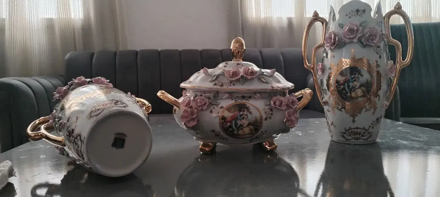 چینی گل برجسته مارک لمونژ کاستل|ظروف سرو و پذیرایی|قم, باجک دو|دیوار